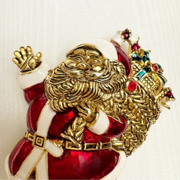 Christmas Santa High-End Enamel Vintage Figural Pin Brooch - Picture 5 of 12